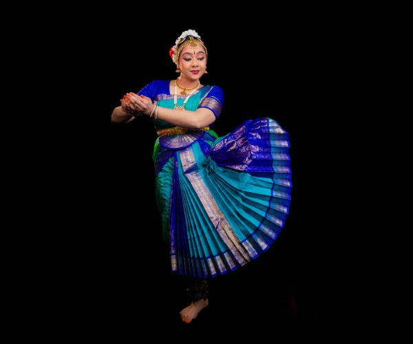 Anika Khedekar 01